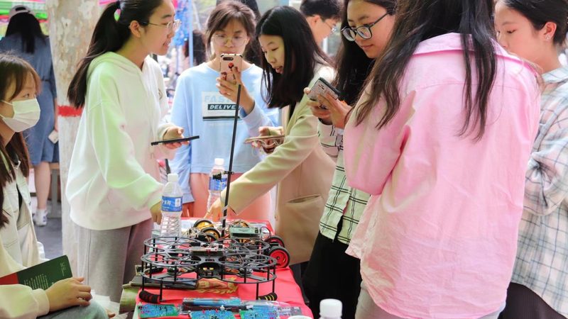 容器编排：生产环境部署的关键要素解析**